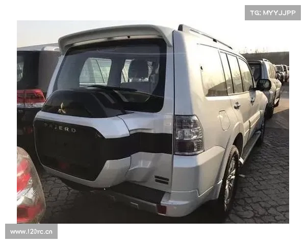 “山猫”变身方盒子!搭2.4L插混,全新帕杰罗直指坦克400新能源 “山猫”变身方盒子!搭2.4L插混,全新帕杰罗直指坦克400新能源